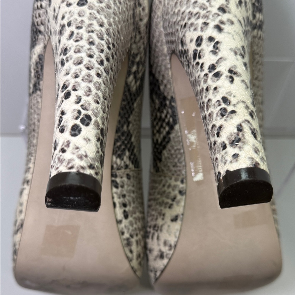 Pour La Victoire Neutral Snake-Print Platform Pumps - Picture 6 of 11